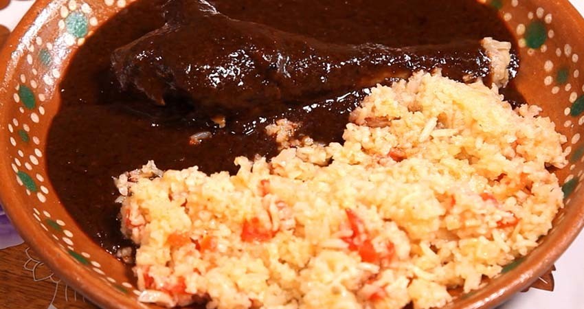 Invitan a participar en el 2do Concurso del Platillo con base en el mole Invitan a participar en el 2do Concurso del Platillo con base en el mole