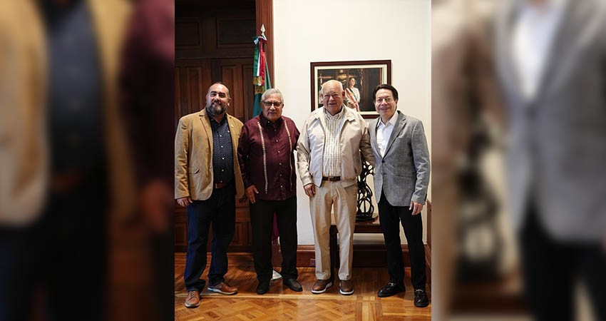 Se reúne Castro Cosío con el titular de SEP federal para la regularización de plazas en BCS