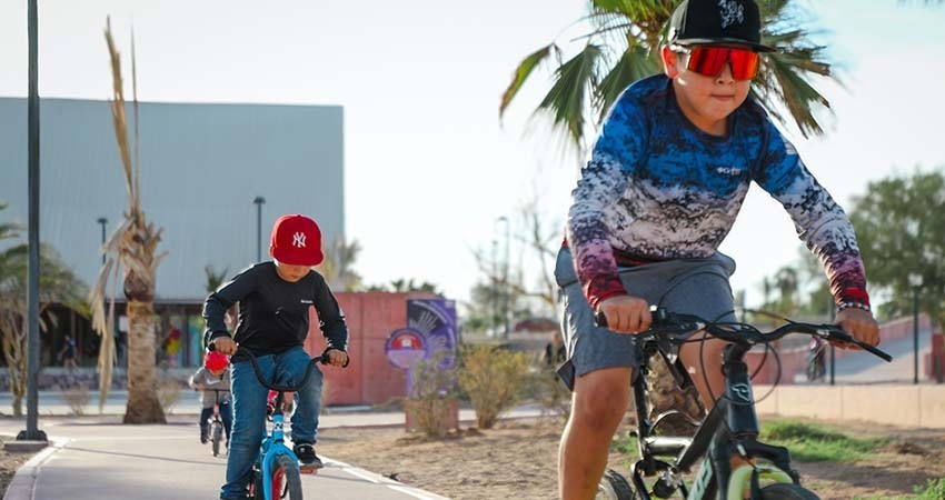 Celebra Ayuntamiento de La Paz el Día de la Niñez con Biciviernes Infantil