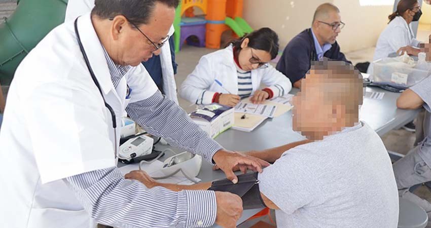 Ofrece el Gobierno estatal servicios de medicina preventiva al Centro Penitenciario de La Paz