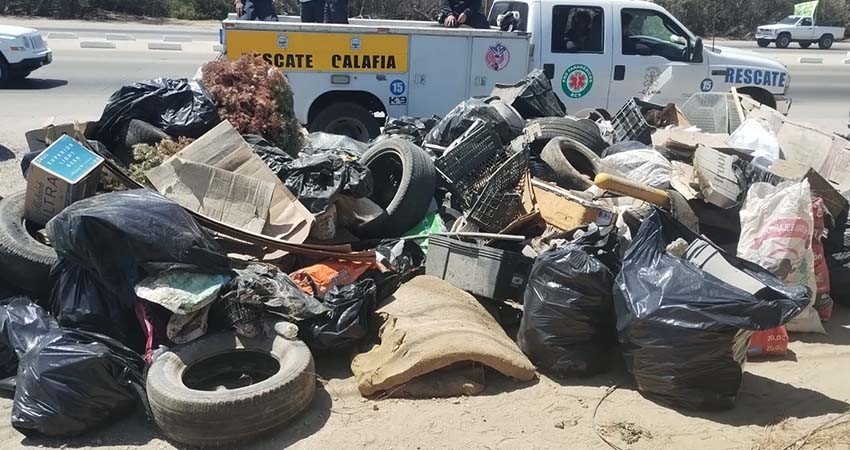 Recolectan más de 11 toneladas de residuos en playas de La Paz