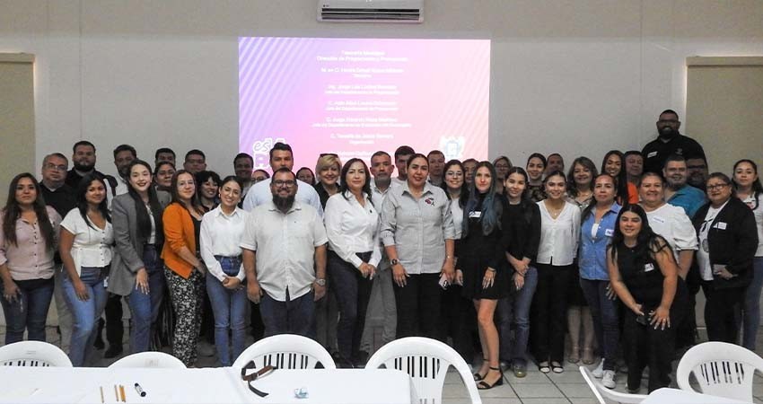 Capacitan a personal del Ayuntamiento de La Paz para mejorar el uso de los recursos públicos