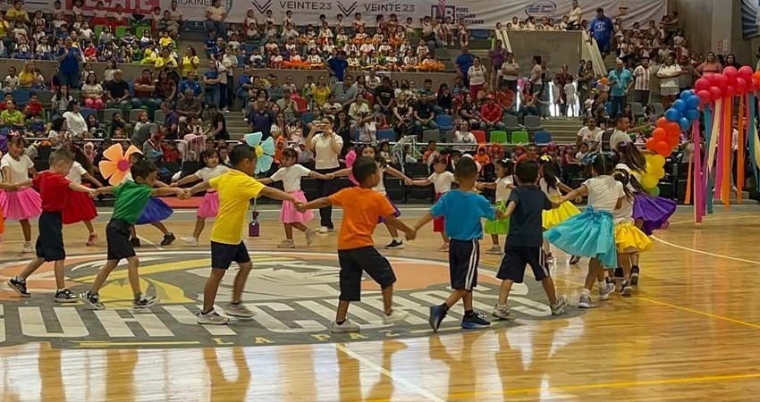 Fomentan la educación integral en muestra pedagógica de preescolar