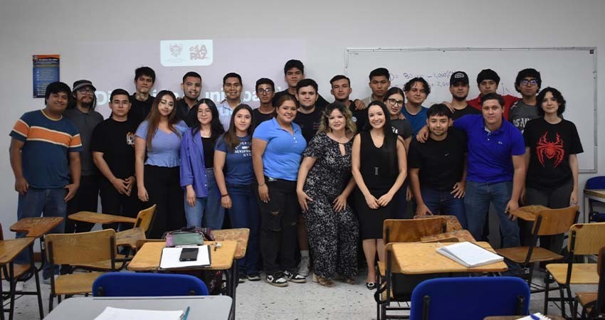 Dirección Municipal de la Juventud imparte charla sobre el sistema fiscal mexicano