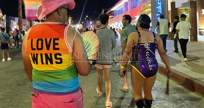 Cumple 20 años la marcha histórica del Orgullo LGBT en Los Cabos; "Aún luchamos por derechos"
