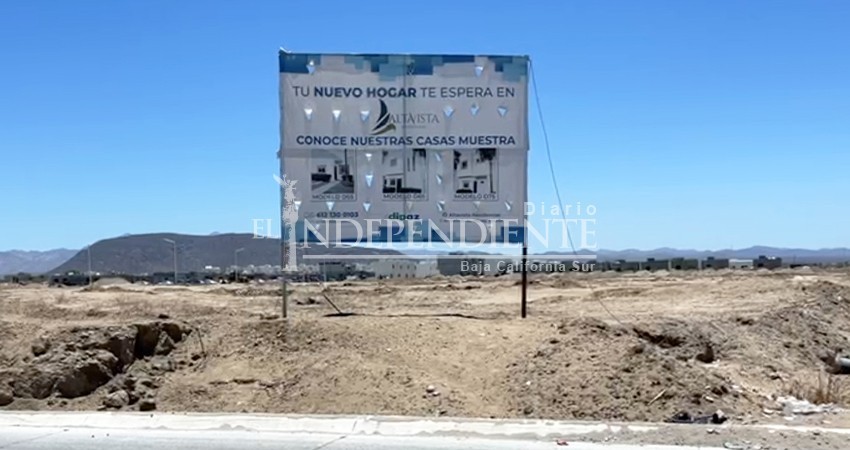 “Es un fraude”: Vecinos de Altavista denuncian falta de agua y acusan a DIPAZ y OOMSAPAS La Paz de no atenderlos “Es un fraude”: Vecinos de Altavista denuncian falta de agua y acusan a DIPAZ y OOMSAPAS La Paz de no atenderlos