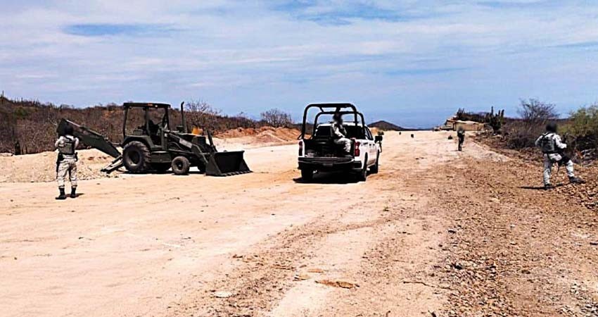 La FGR inhabilitó una probable pista clandestina en Los Cabos La FGR inhabilitó una probable pista clandestina en Los Cabos
