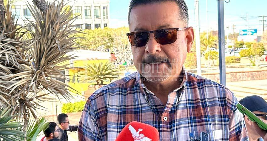 Acusan al Secretario de Burócratas en BCS de intentar frenar voto libre y secreto en elecciones sindi-cales Acusan al Secretario de Burócratas en BCS de intentar frenar voto libre y secreto en elecciones sindi-cales