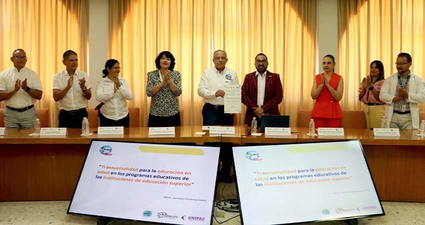 UABCS recibe distintivo nacional como Universidad Promotora de la Salud