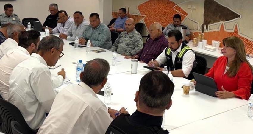 Autoridades estatales, municipales y federales brindan certeza jurídica al transporte turístico de Los Cabos Autoridades estatales, municipales y federales brindan certeza jurídica al transporte turístico de Los Cabos