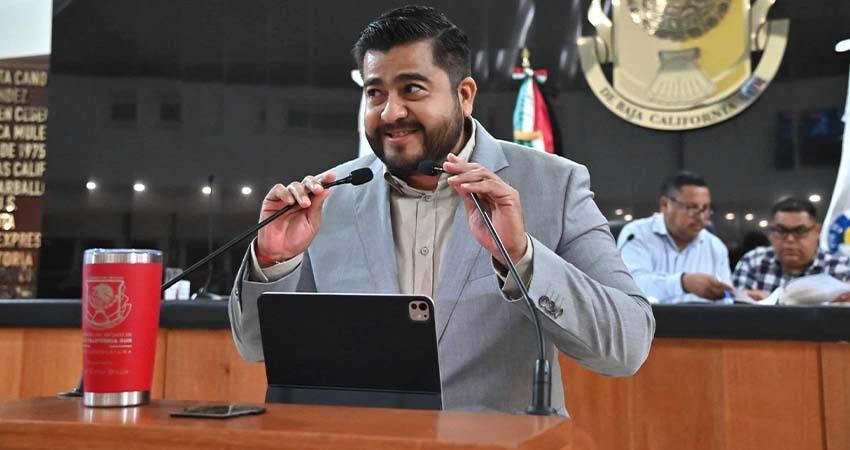 Presenta el diputado Omar Torres reformas a la Ley de Aguas de BCS Presenta el diputado Omar Torres reformas a la Ley de Aguas de BCS