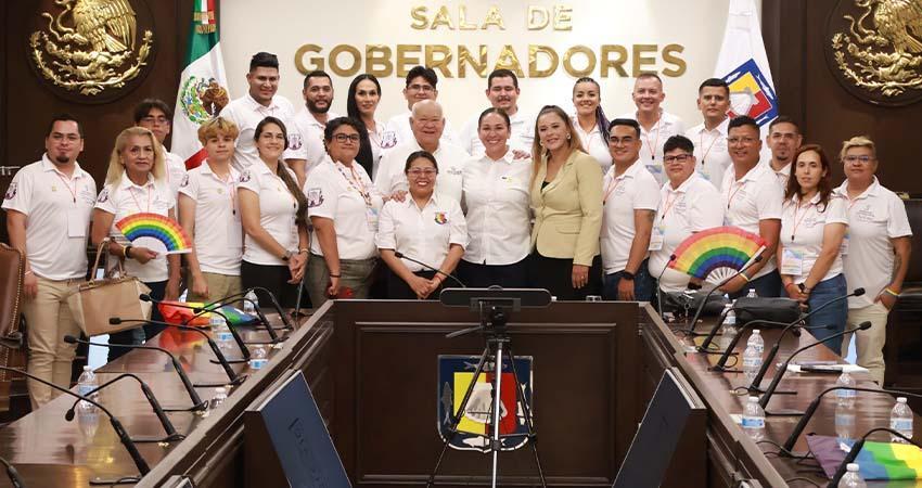 Gobernador Castro Cosío se reúne con el Parlamento Sudcaliforniano de la Diversidad Gobernador Castro Cosío se reúne con el Parlamento Sudcaliforniano de la Diversidad