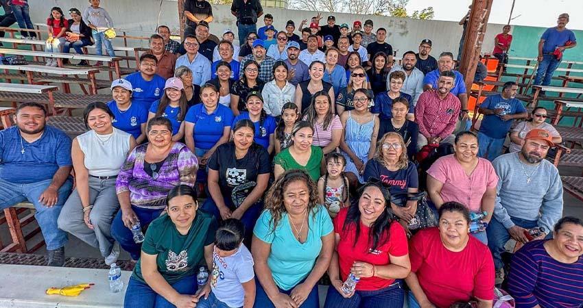 Presenta Edith Aguilar avances y nuevos proyectos para vizcaíno y sus colonias Presenta Edith Aguilar avances y nuevos proyectos para vizcaíno y sus colonias