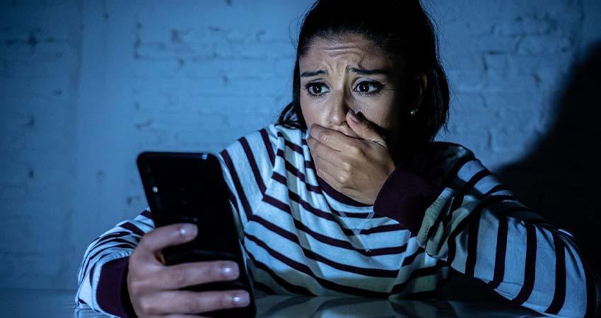 Pega violencia digital a millones de mujeres; 22% de usuarias sufren ciberacoso