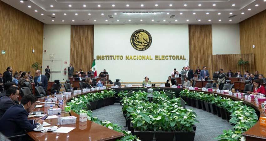 INE multa a partidos por no pagar sus impuestos