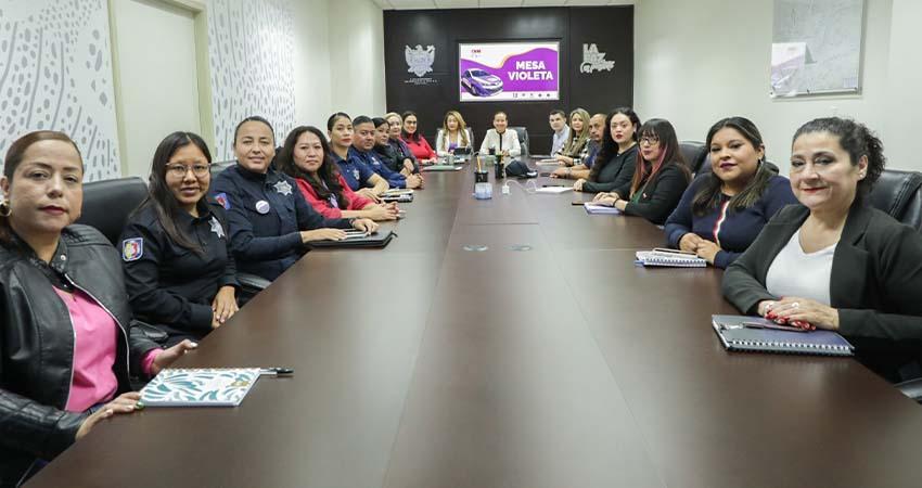 Refuerza Mesa Violeta atención integral a víctimas de violencia en La Paz Refuerza Mesa Violeta atención integral a víctimas de violencia en La Paz