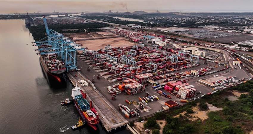 La importación de autos asiáticos sube 20% en el Puerto de Lázaro Cárdenas