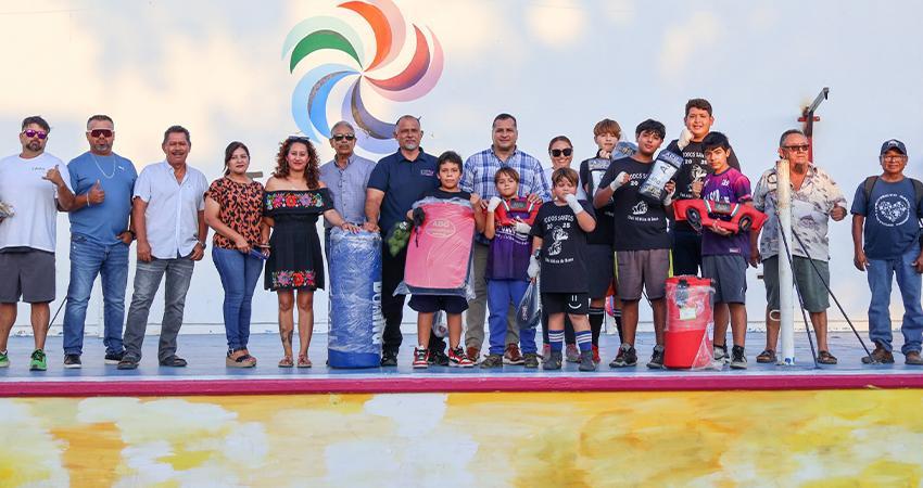 Realiza Saúl González visita de trabajo en la comunidad de Todos Santos Realiza Saúl González visita de trabajo en la comunidad de Todos Santos