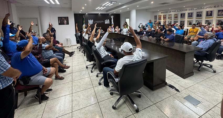 Ayuntamiento de La Paz impulsa el ordenamiento de los servicios náutico-recreativos en el Malecón Ayuntamiento de La Paz impulsa el ordenamiento de los servicios náutico-recreativos en el Malecón