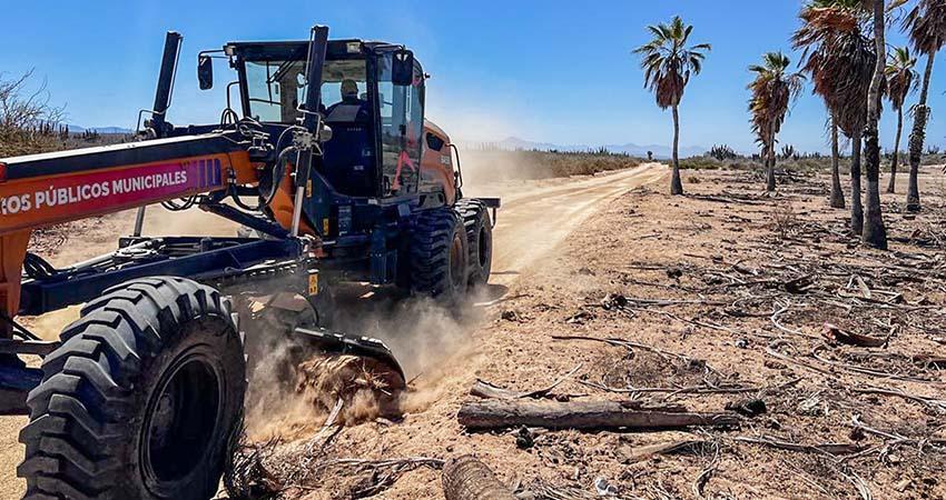 Servicios Públicos rehabilita 40 km de caminos rurales en Todos Santos Servicios Públicos rehabilita 40 km de caminos rurales en Todos Santos