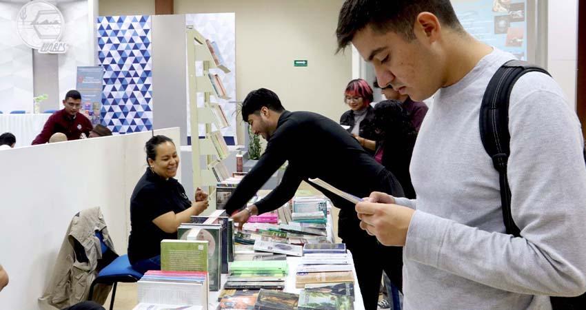 Invita UABCS a presentar trabajos para su Feria Universitaria del Libro “Homenaje al teatro”