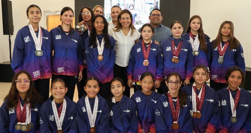 Reconoce Milena Quiroga esfuerzo de deportistas y entrenadores