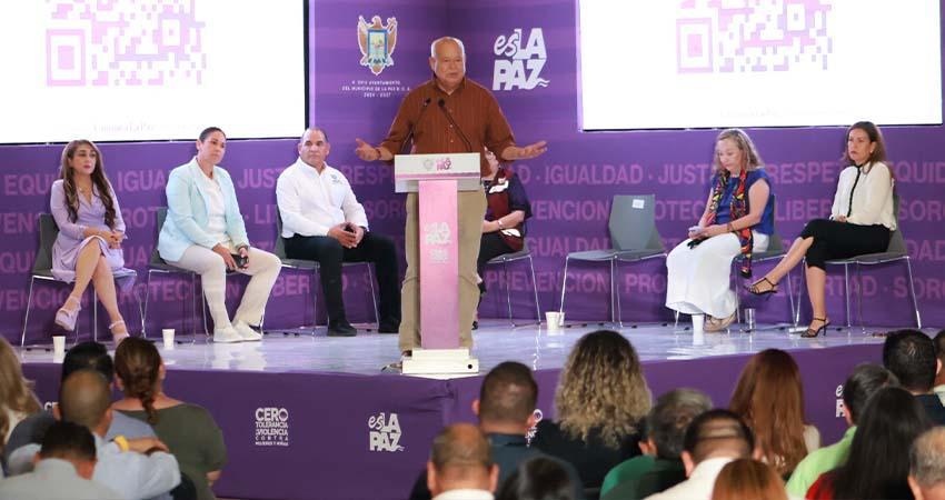 “Mesa Violeta”, un paso importante en la erradicación de la violencia contra la mujer sudcaliforniana: Castro Cosío “Mesa Violeta”, un paso importante en la erradicación de la violencia contra la mujer sudcaliforniana: Castro Cosío