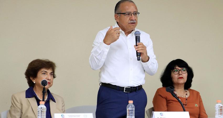 UABCS se somete a evaluación para garantizar calidad educativa y mejora continua UABCS se somete a evaluación para garantizar calidad educativa y mejora continua