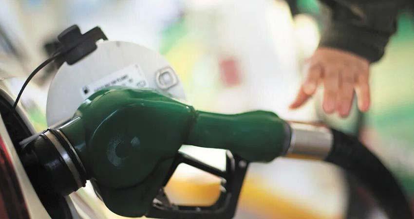El tope al precio de gasolina redujo 2% el precio del combustible El tope al precio de gasolina redujo 2% el precio del combustible