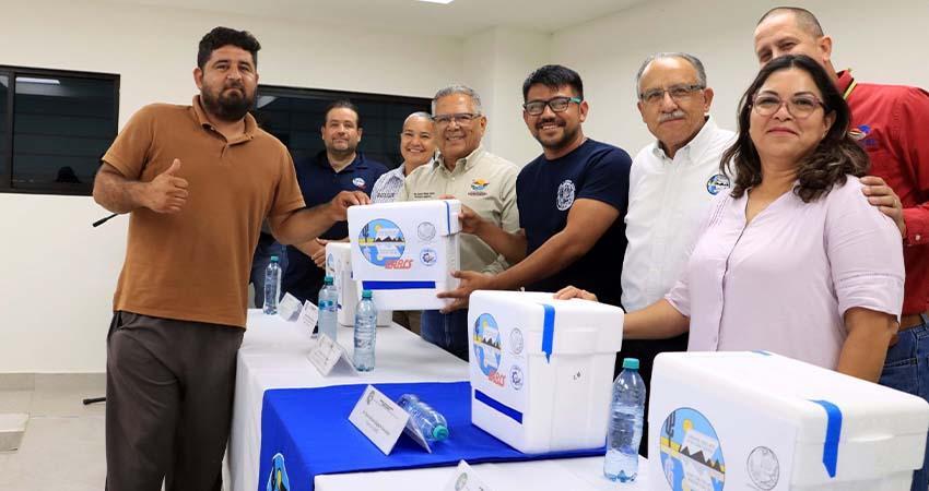 Entrega UABCS un millón de semillas de ostión a productores de Comondú Entrega UABCS un millón de semillas de ostión a productores de Comondú
