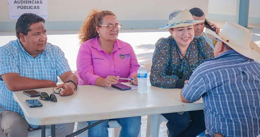 Encabeza Edith Aguilar gira de audiencias en comunidades del Pacífico Norte Encabeza Edith Aguilar gira de audiencias en comunidades del Pacífico Norte
