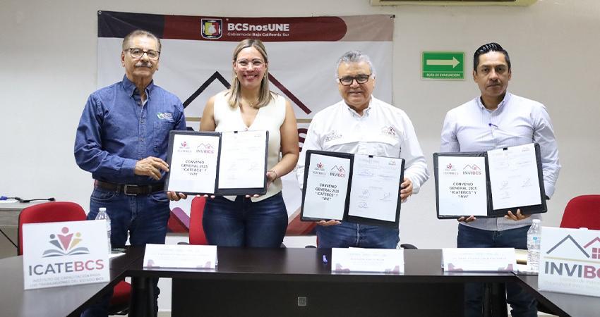 Signan convenio ICATEBCS e INVI en materia de capacitación laboral