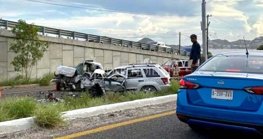Vecinos de El Tezal llaman a autoridades para reparación urgente de la carretera transpeninsular