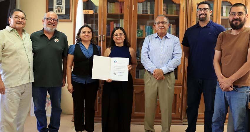 Entregan nombramiento en la jefatura del Departamento Editorial de la UABCS