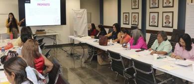Capacitan a supervisoras y jefas de sector para fortalecer la educación preescolar en BCS