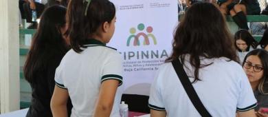 SIPINNA BCS realiza Feria de Salud “Sexducate” con jóvenes del COBACH 11