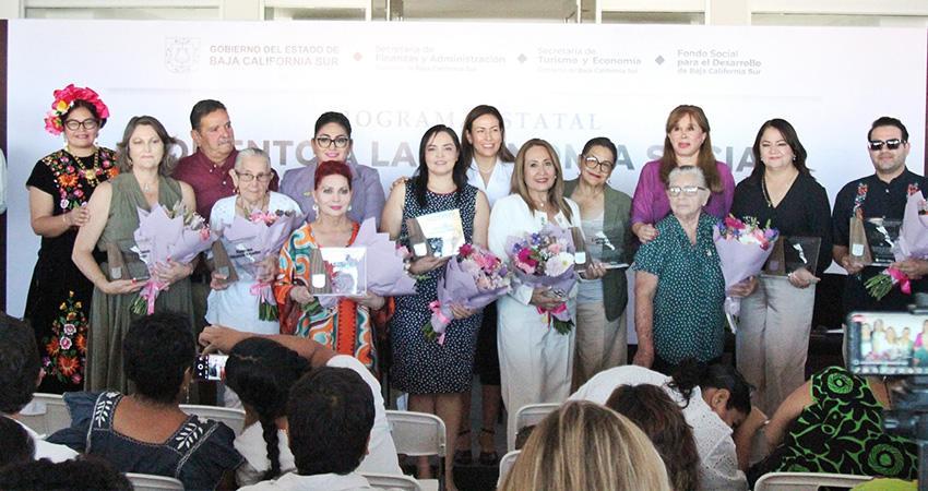 Reconoce Gobierno de BCS a mujeres pioneras e impulsa a emprendedores locales