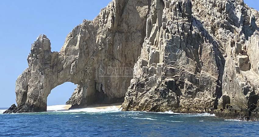 Sancionarán a embarcaciones que permitan descenso de turistas en “Playa el arco”