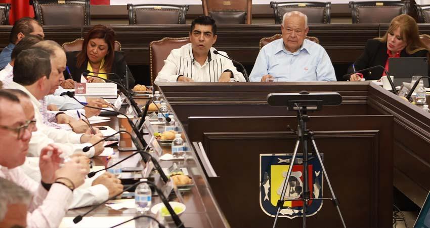 Encabeza Víctor Castro la consulta estatal rumbo a la revisión del T-MEC