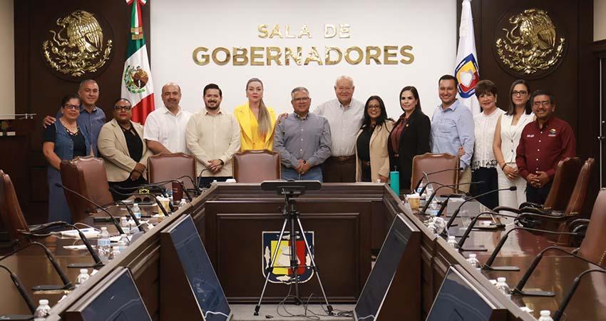 Se reúne Gobernador Castro Cosío con diputados locales y el cabildo de Comondú Se reúne Gobernador Castro Cosío con diputados locales y el cabildo de Comondú
