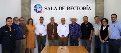 UABCS refrenda convenio con Asociación Ganadera Local de Criadores de Ovinos para fortalecer la investigación y la formación estudiantil