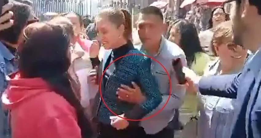 Sheinbaum es acosada por un hombre cerca de Palacio Nacional