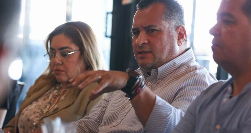 Impulsa Saúl González el diálogo ciudadano como motor de desarrollo en BCS