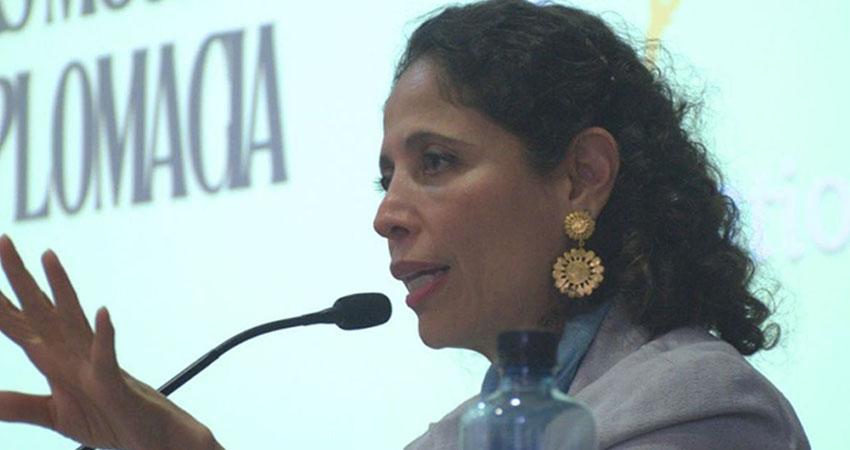 Encargada de Embajada de México abandona Perú tras ruptura de relaciones diplomáticas