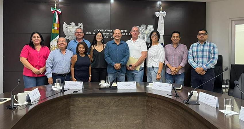 Instala Ayuntamiento de La Paz el Comité de Ciudades Hermanas