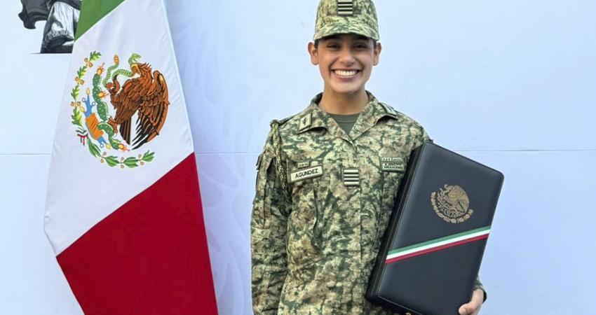 La sudcaliforniana, Gaby Agúndez es ascendida a Sargento Primero del ejército mexicano
