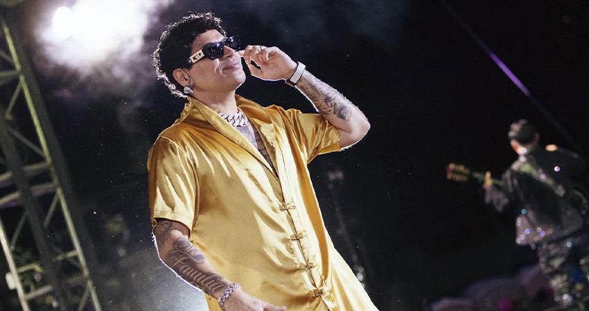 Confirma la alcaldesa de La Paz investigación por narcocorrido en concierto de Grupo Firme