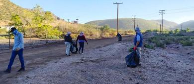 Recolectan más de 5 toneladas de residuos en playas de La Paz