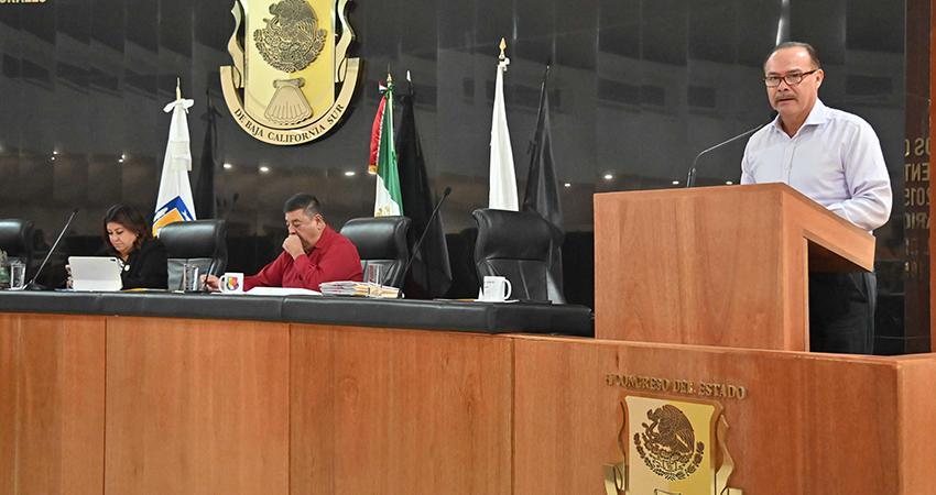 Presentan iniciativa para establecer la "Copa Legisladores" como evento oficial y permanente del Congreso del Estado