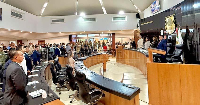 Aguinaldo de al menos 90 mil pesos se llevan los legisladores de BCS